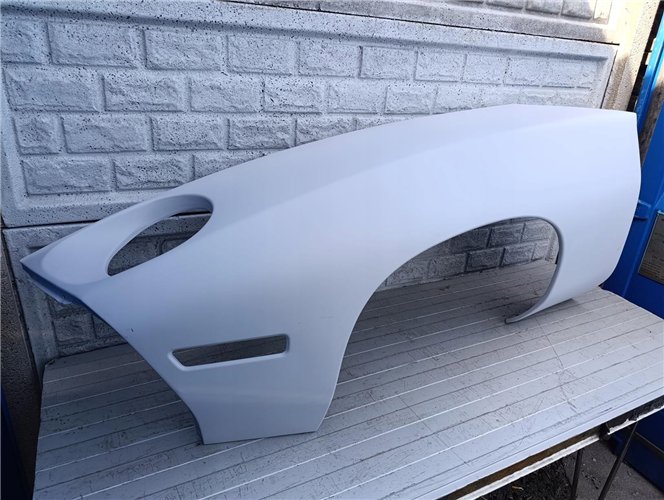 PORSCHE 928 BŁOTNIK PRZEDNI LEWY ORYGINAŁ (17554902138)