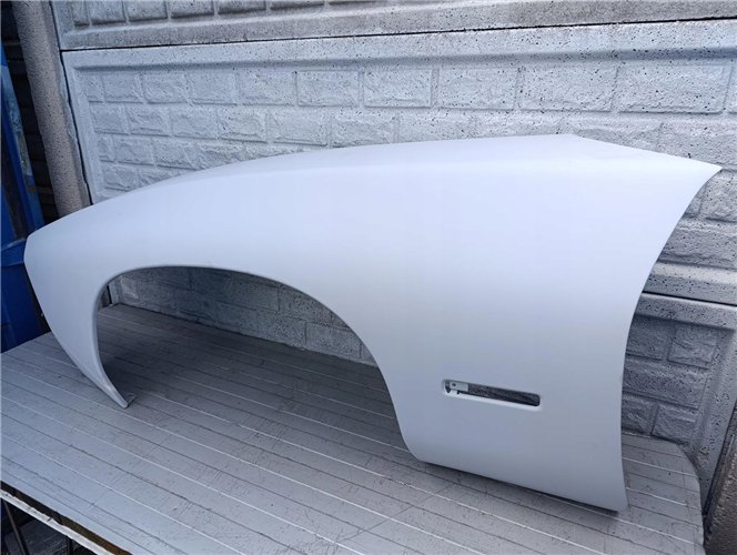 PORSCHE 928 BŁOTNIK PRZEDNI LEWY ORYGINAŁ (17554920427)