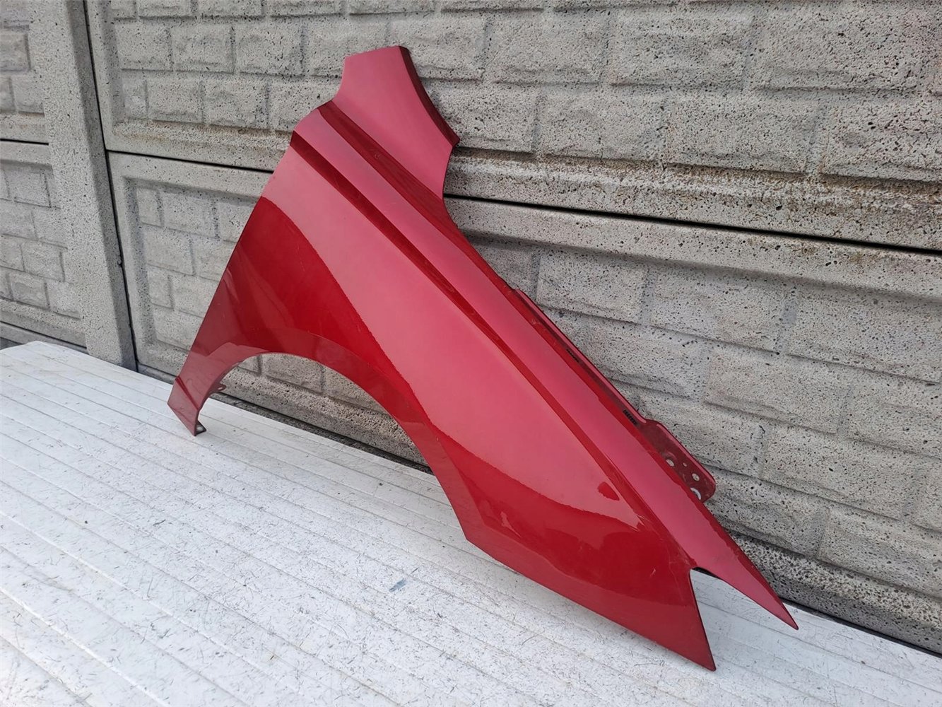 BŁOTNIK PRAWY PRZÓD MG 5 EV 2020- ORYGINAŁ (17557499533)