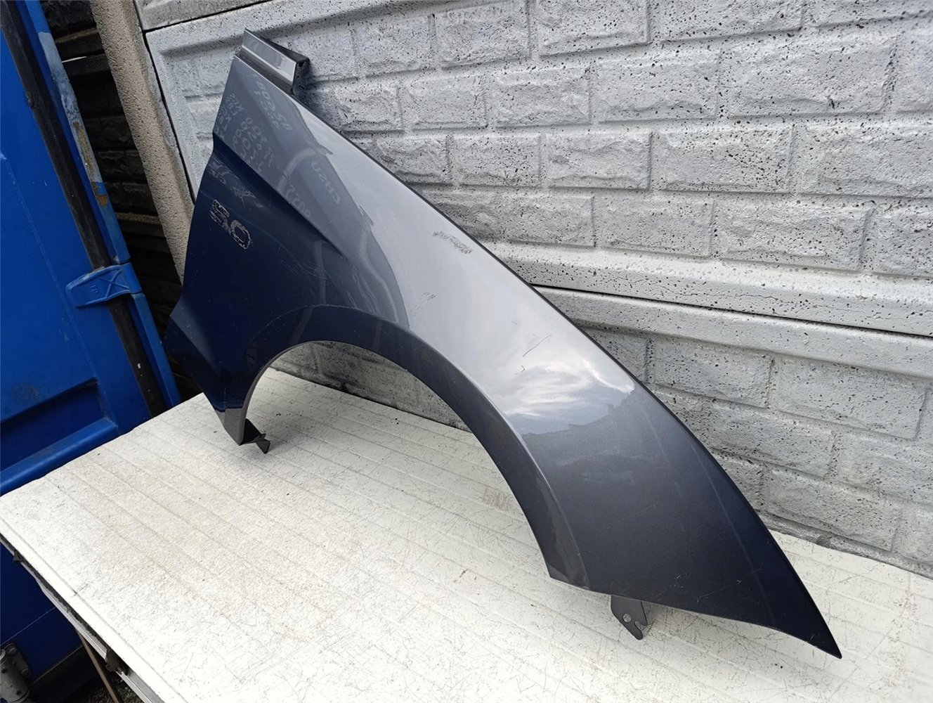 FORD MUSTANG VI LIFT 18 - 22 BŁOTNIK PRZEDNI PRAWY ORYGINAŁ (17557808359)