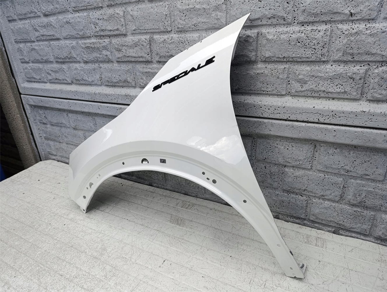 ALFA ROMEO JUNIOR 24- BŁOTNIK PRZEDNI LEWY ORYGINAŁ (17557819428)