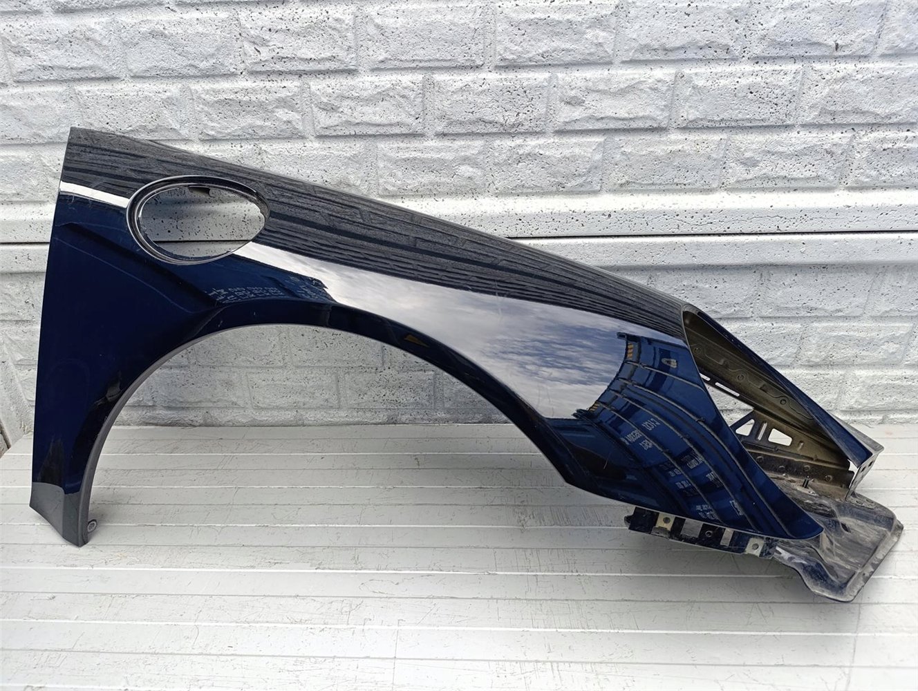 PORSCHE CARRERA 911 991 BŁOTNIK PRZEDNI PRAWY ORYGINAŁ (17557877702)