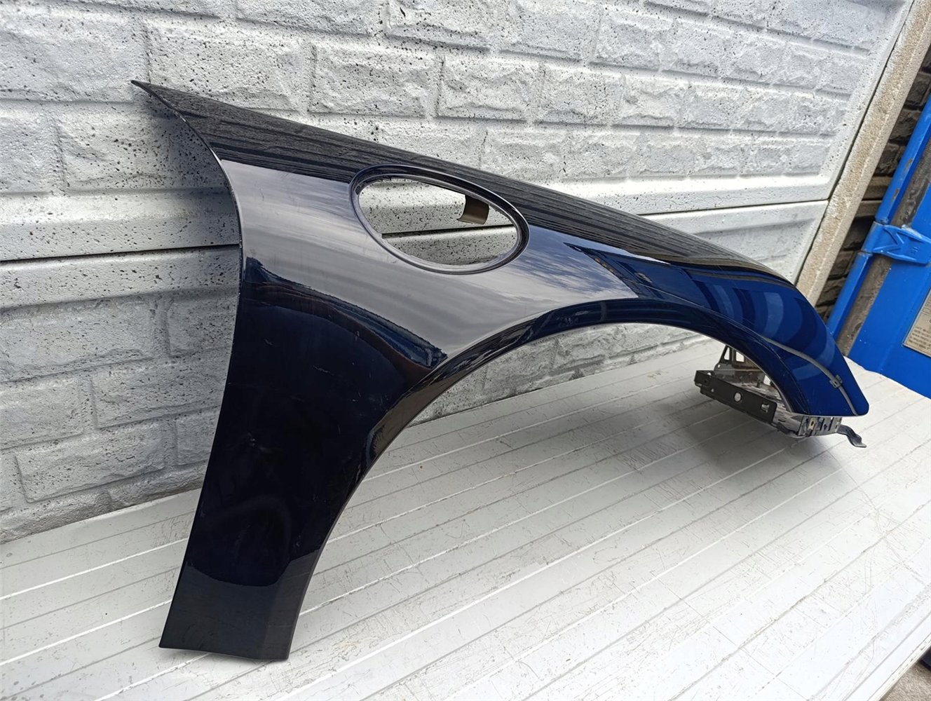 PORSCHE CARRERA 911 991 BŁOTNIK PRZEDNI PRAWY ORYGINAŁ (17557877702)