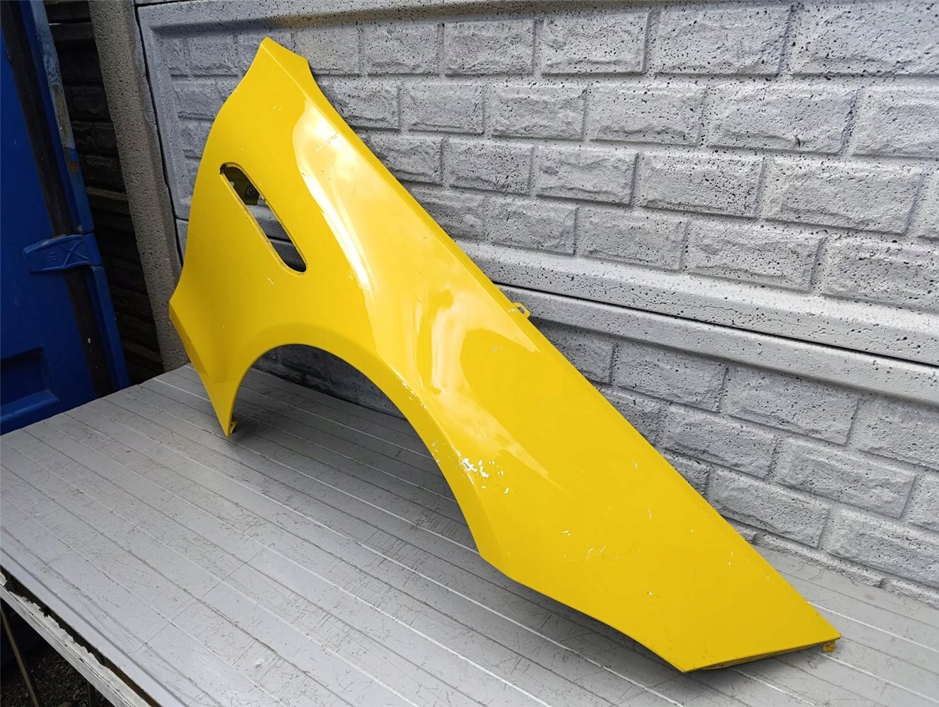 BŁOTNIK PRAWY MERCEDES AMG SL R232 W232 R 232 2 232 2022- ORYGINAŁ (17561506866)