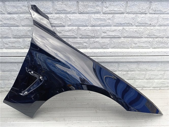 BMW IV 4 F32 F33 F36 BŁOTNIK PRAWY PRZEDNI ORYGINAŁ (17561519890)