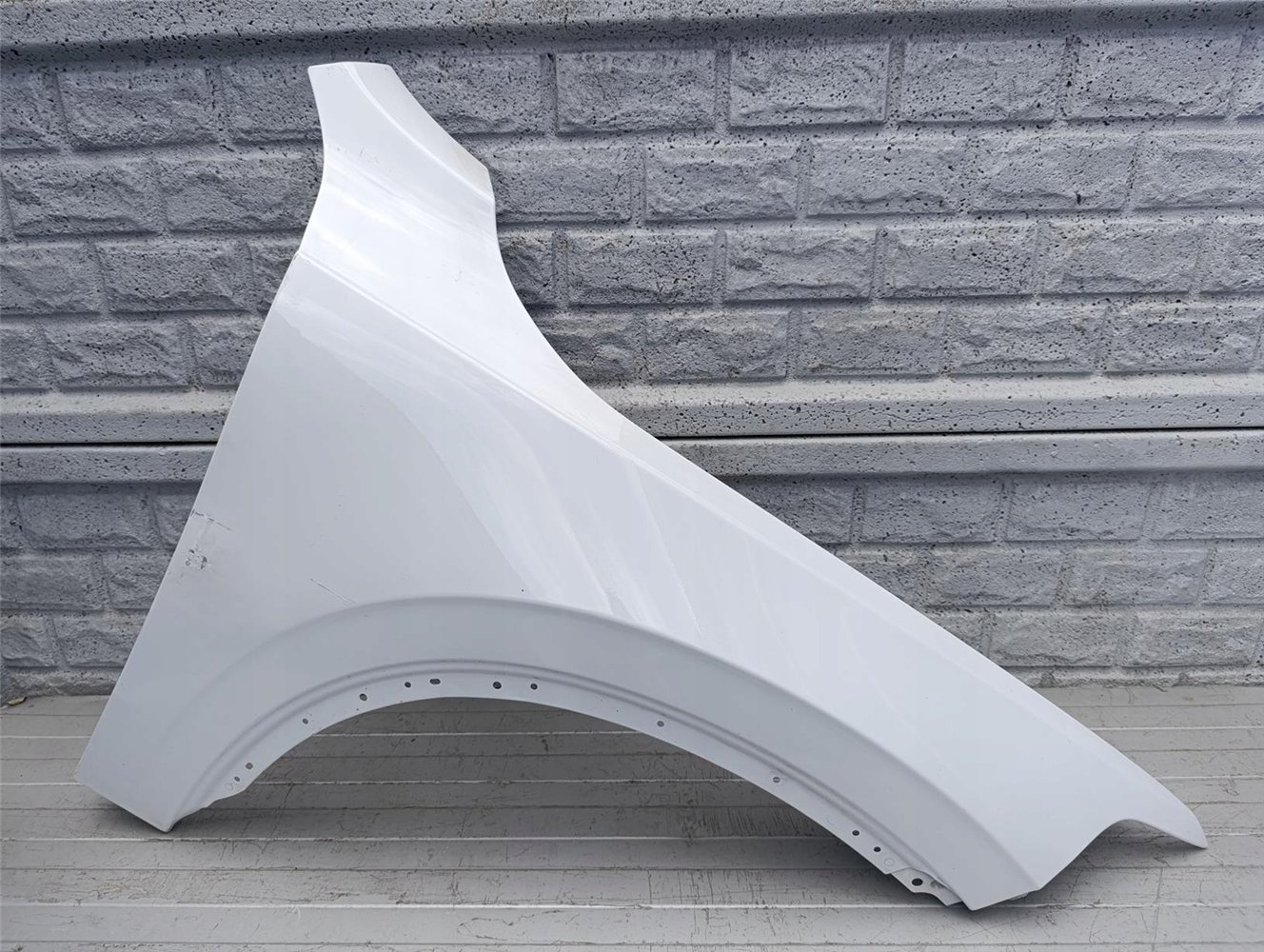 VOLVO XC 90 XC90 II 15-23 BŁOTNIK PRZEDNI PRAWY ORYGINAŁ (17561566219)