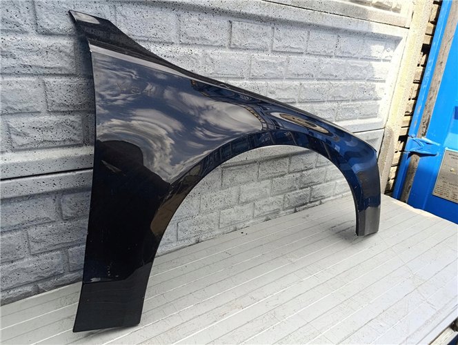 AUDI A8 D4 09-17 BŁOTNIK PRZEDNI PRAWY ORYGINAŁ (17561580817)