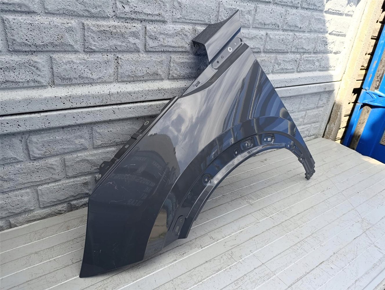 PEUGEOT 2008 II 2 19-24 BŁOTNIK PRZEDNI LEWY ORYGINAŁ (17561618147)