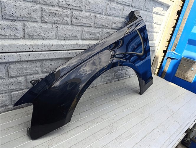 AUDI A4 B8 09-12 PRZED LIFTEM BŁOTNIK PRZEDNI LEWY ORYGINAŁ (17561620447)