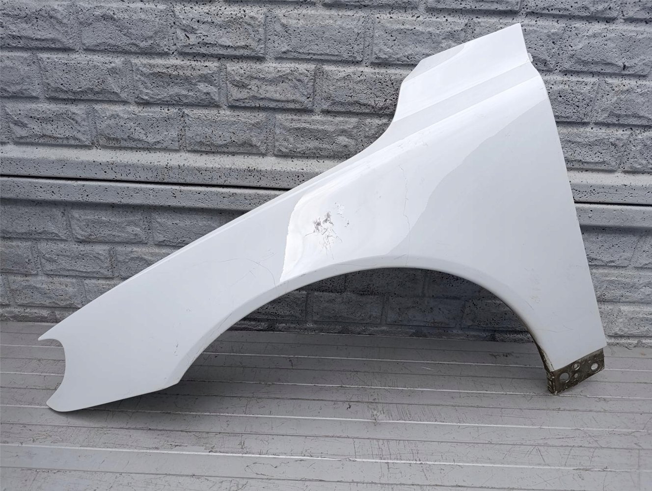 VOLVO S80 V70 07-17 BŁOTNIK LEWY PRZÓD ORYGINAŁ (17567080026)