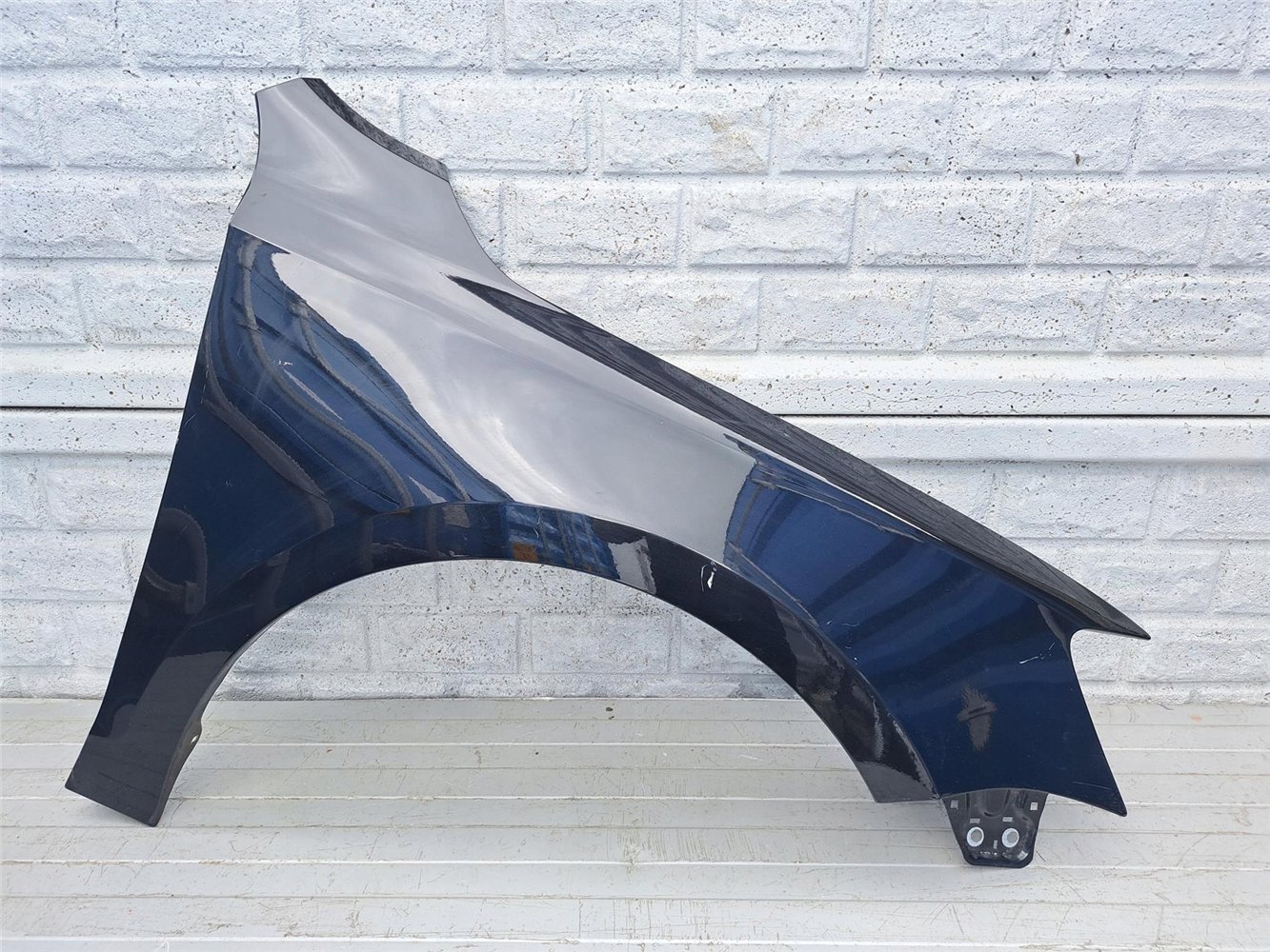 VW JETTA 2012-2018 BŁOTNIK PRAWY ORYGINAŁ (17567111489)