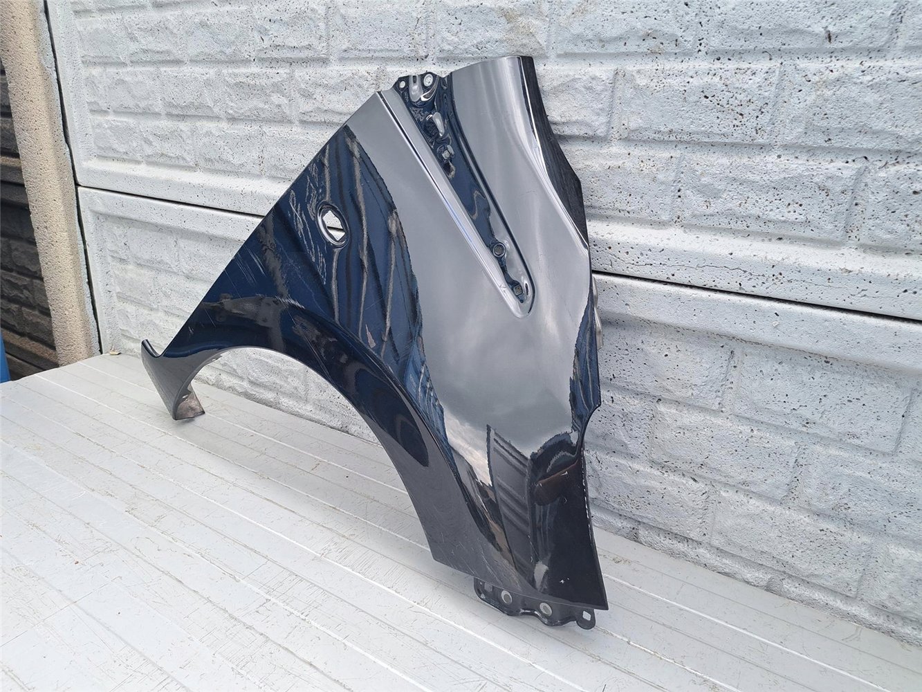 PEUGEOT 108 2014-2021 BŁOTNIK PRAWY PRZEDNI ORYGINAŁ (17567132625)