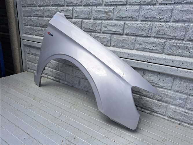 AUDI A3 SEDAN CABRIO 8V5 BŁOTNIK PRAWY ORYGINAŁ (17567186061)