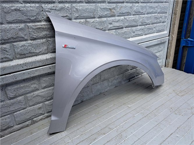 AUDI A3 SEDAN CABRIO 8V5 BŁOTNIK PRAWY ORYGINAŁ (17567186061)