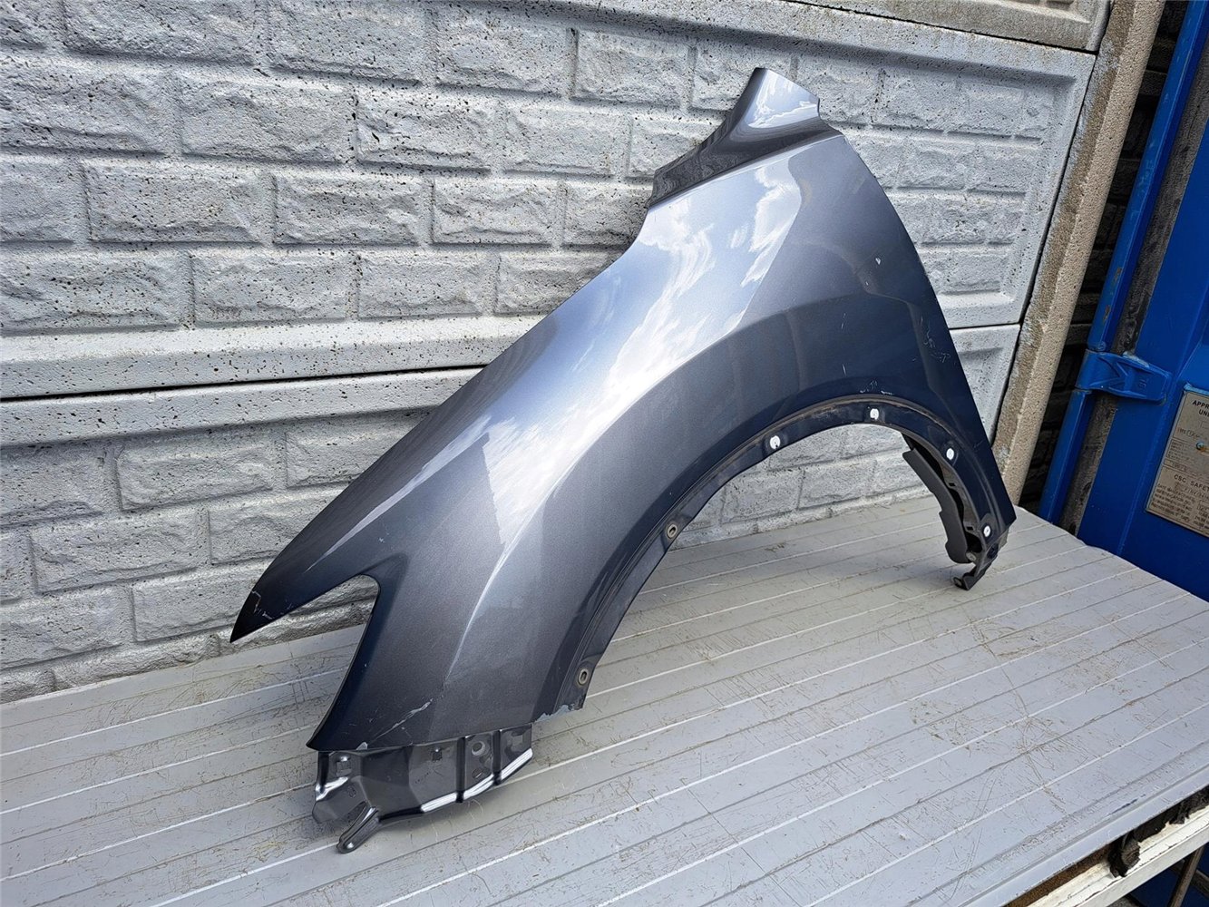 NISSAN X TRAIL T32 2014-2021 BŁOTNIK LEWY PRZEDNI ORYGINAŁ (17567190241)