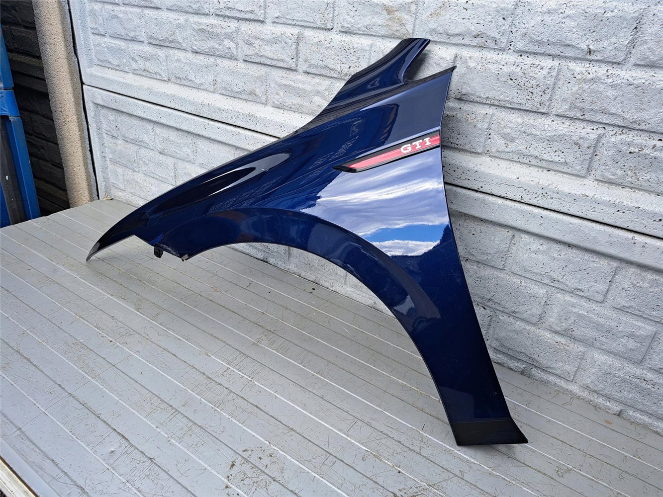 VW GOLF 8 VIII 2020- 2024 BŁOTNIK PRZEDNI LEWY ORYGINAŁ (17567210157)