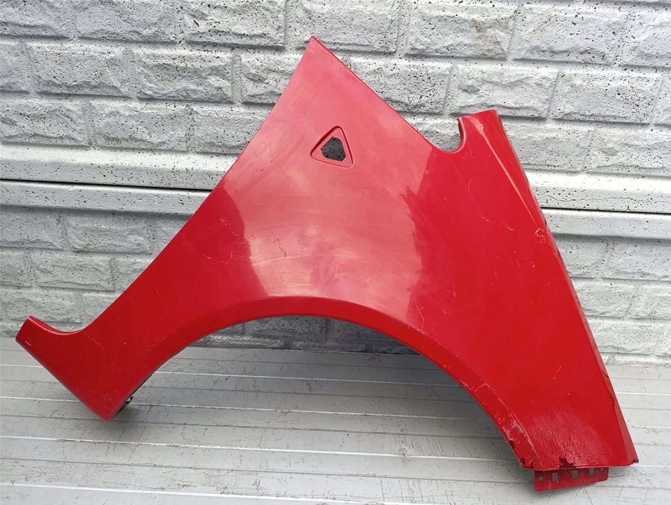 MITSUBISHI COLT 3D 03-08 BŁOTNIK PRZEDNI PRAWY ORYGINAŁ (17570871473)