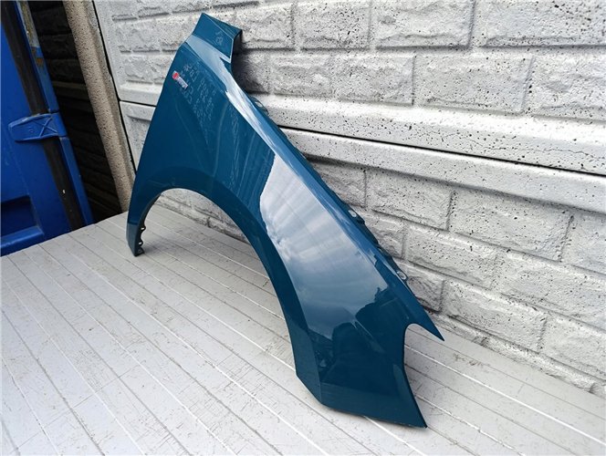 AUDI A1 82A 2019 - 2024 BŁOTNIK PRZEDNI PRAWY ORYGINAŁ (17570874015)