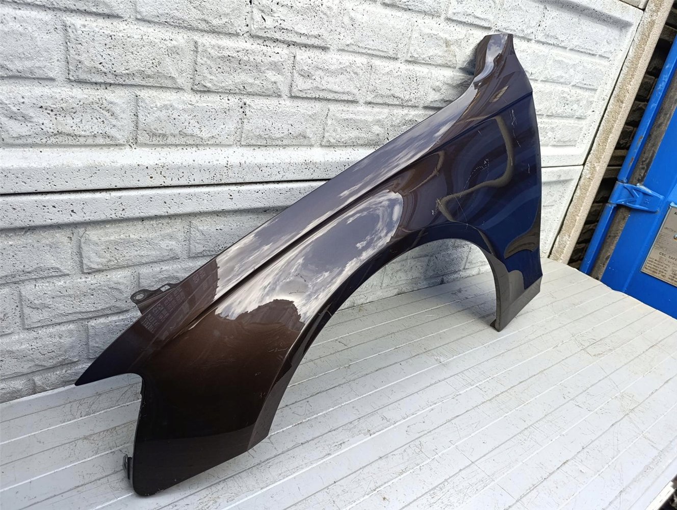 AUDI A4 B8 09-12 PRZED LIFTEM BŁOTNIK PRZEDNI LEWY ORYGINAŁ (17570888835)