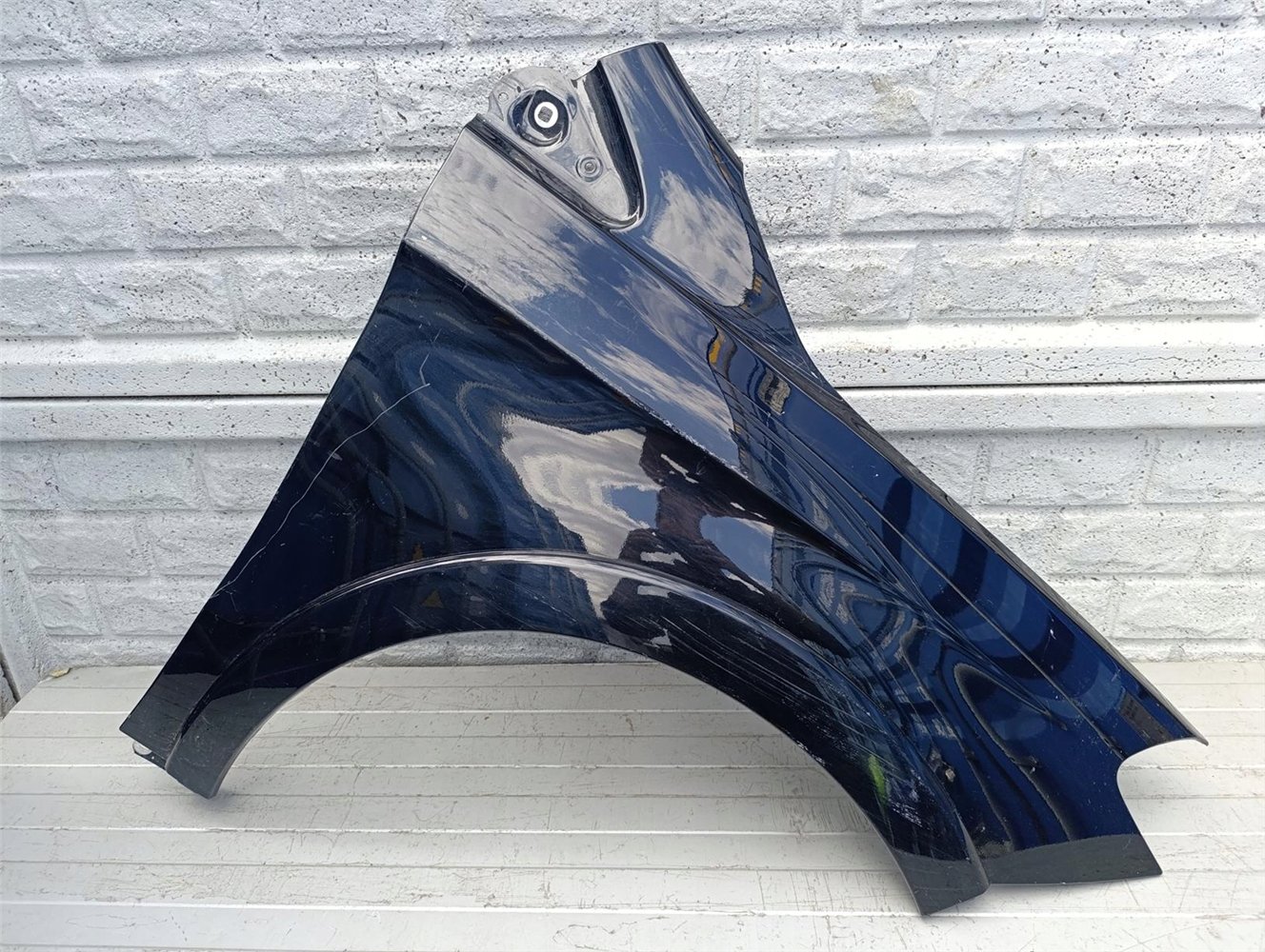 MERCEDES B KLASA W246 ELECTRIC DRIVE BŁOTNIK PRAWY ORYGINAŁ (17578600225)