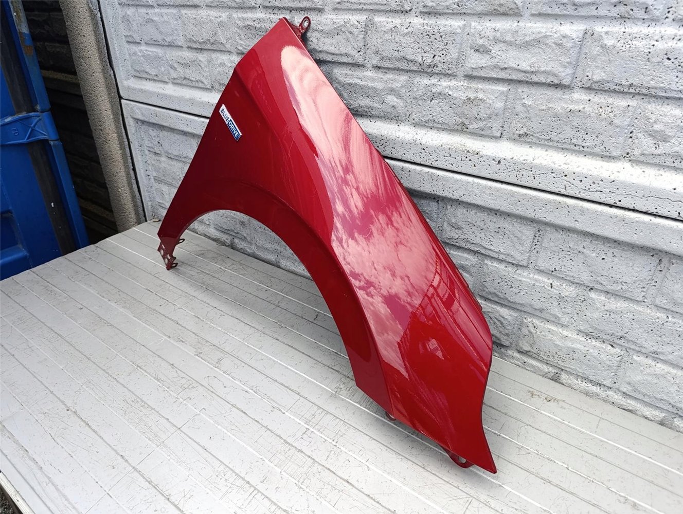 HYUNDAI IONIQ 2017-2021 BŁOTNIK PRAWY PRZEDNI ORYGINAŁ (17578611855)