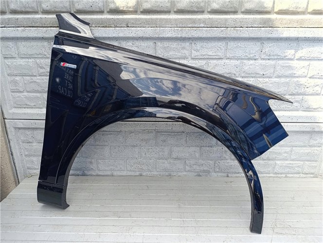 BŁOTNIK PRZEDNI PRAWY AUDI Q7 4M 15- (17578620642)