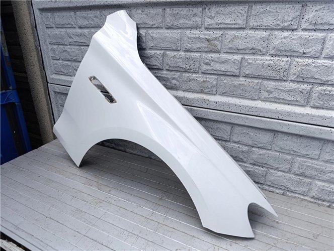 BMW 5 V GT F07 GT5 BŁOTNIK PRAWY PRZEDNI ORYGINAŁ (17578624763)