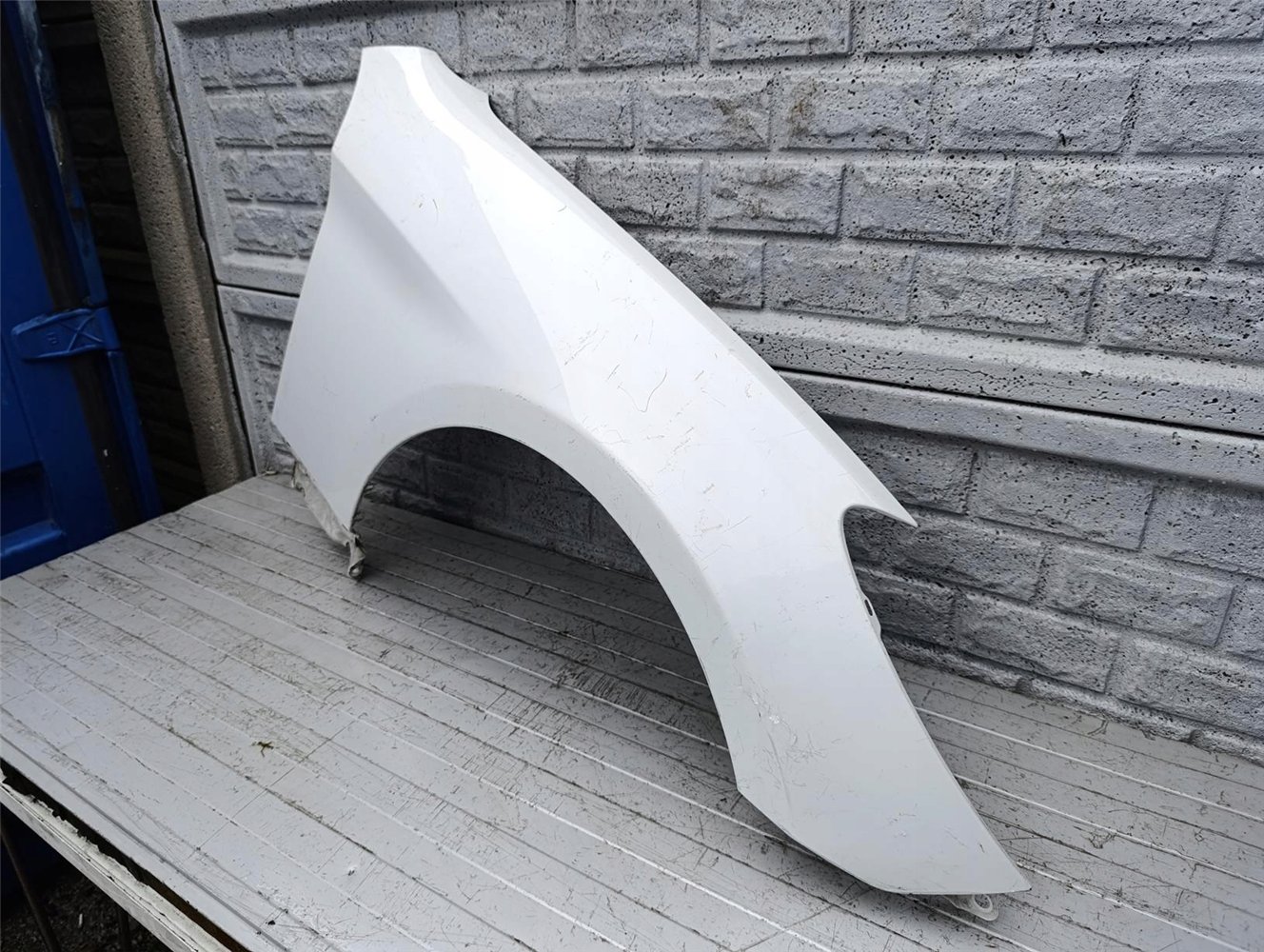 HYUNDAI GENESIS COUPE 16 - 22 BŁOTNIK PRAWY ORYGINAŁ (17582234854)