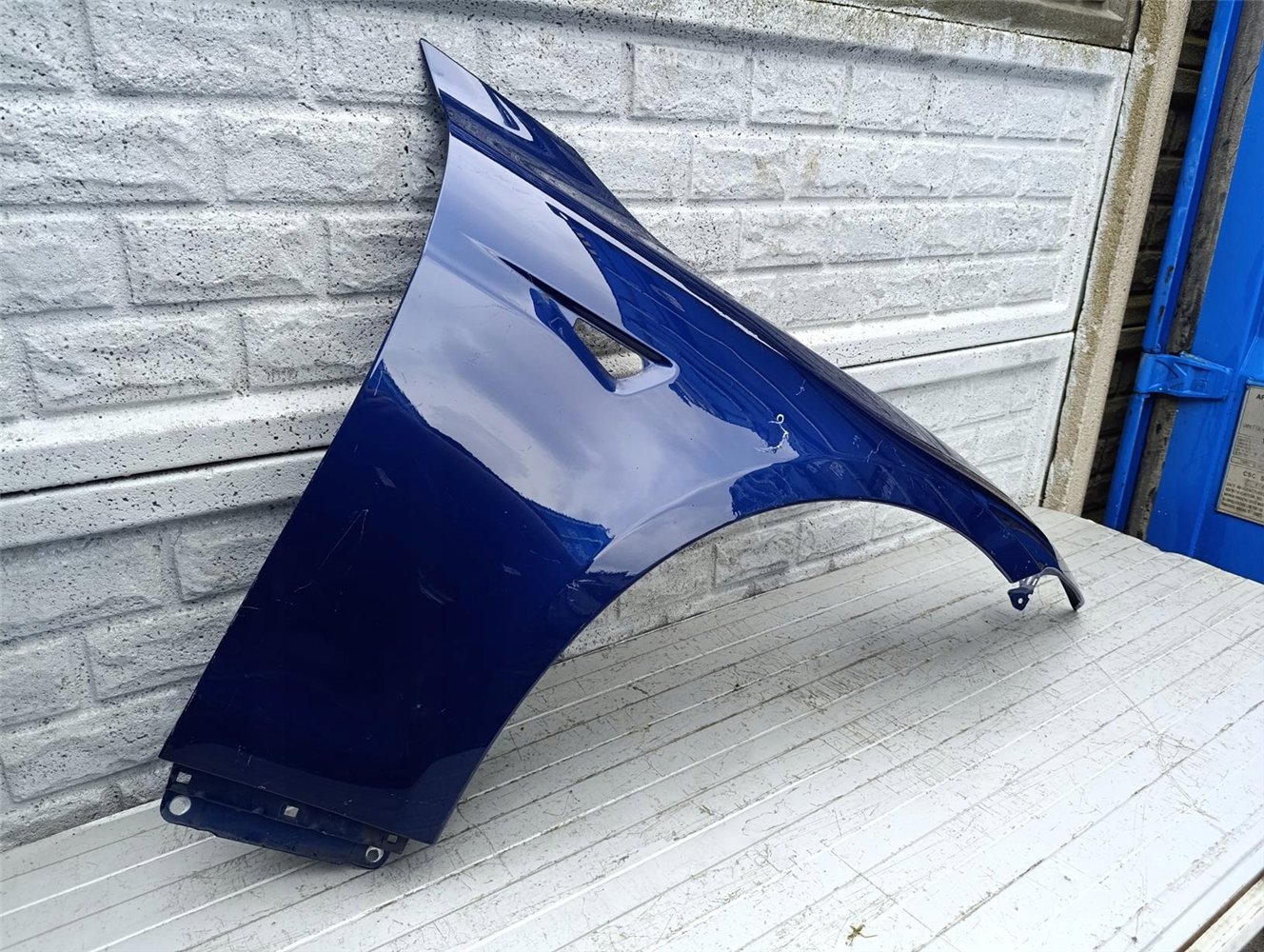 TESLA MODEL S BŁOTNIK PRAWY PRZEDNI ORYGINAŁ (17582251289)