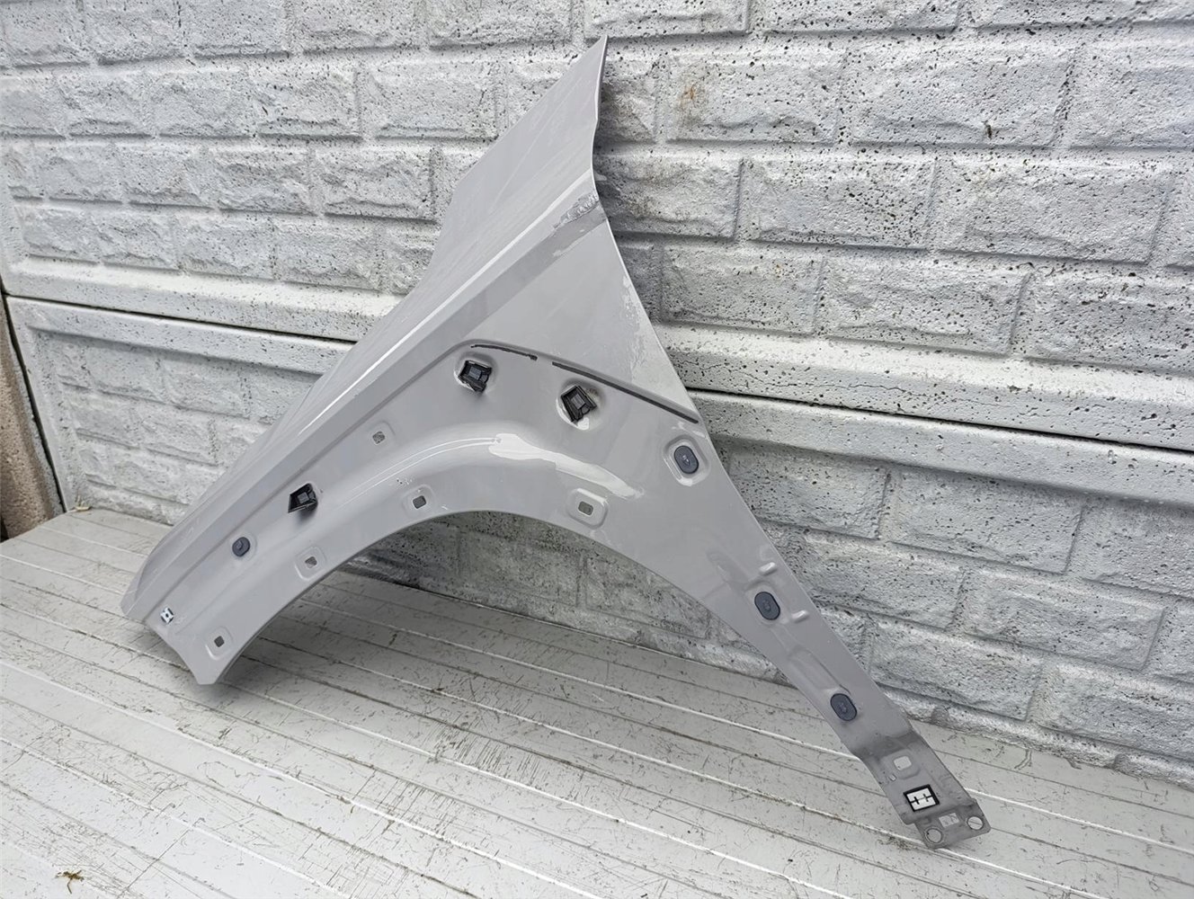 HYUNDAI KONA 2 II 2022 - 2025 BŁOTNIK LEWY PRZEDNI ORYGINAŁ (17582254517)