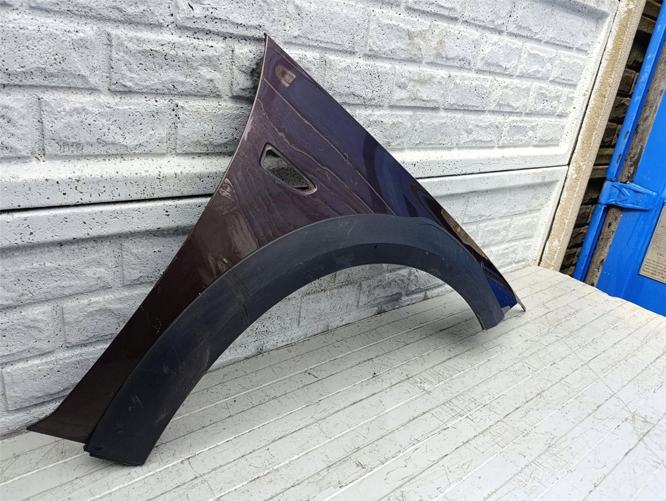 OPEL INSIGNIA B II 2017-2022 COUNTRY BŁOTNIK PRZEDNI PRAWY ORYGINAŁ (17582266037)