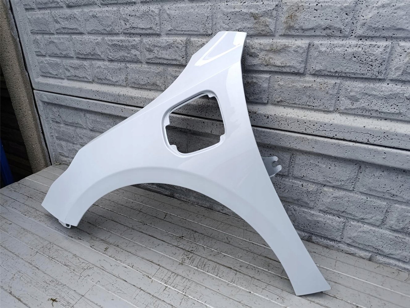 KIA CEED 3 III HYBRID 18-24 BŁOTNIK PRZEDNI LEWY ORYGINAŁ (17582270939)