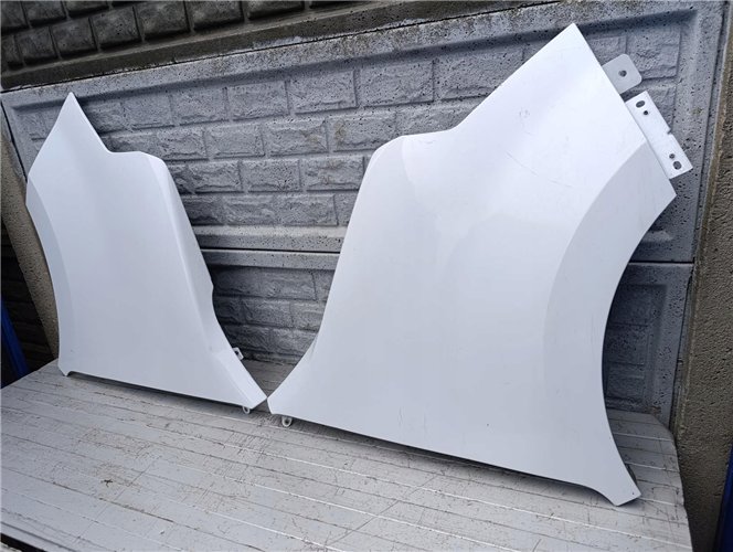 NISSAN NV400 NV 400 BŁOTNIK LEWY PRAWY PRZÓD ORYGINAŁ (17582276603)