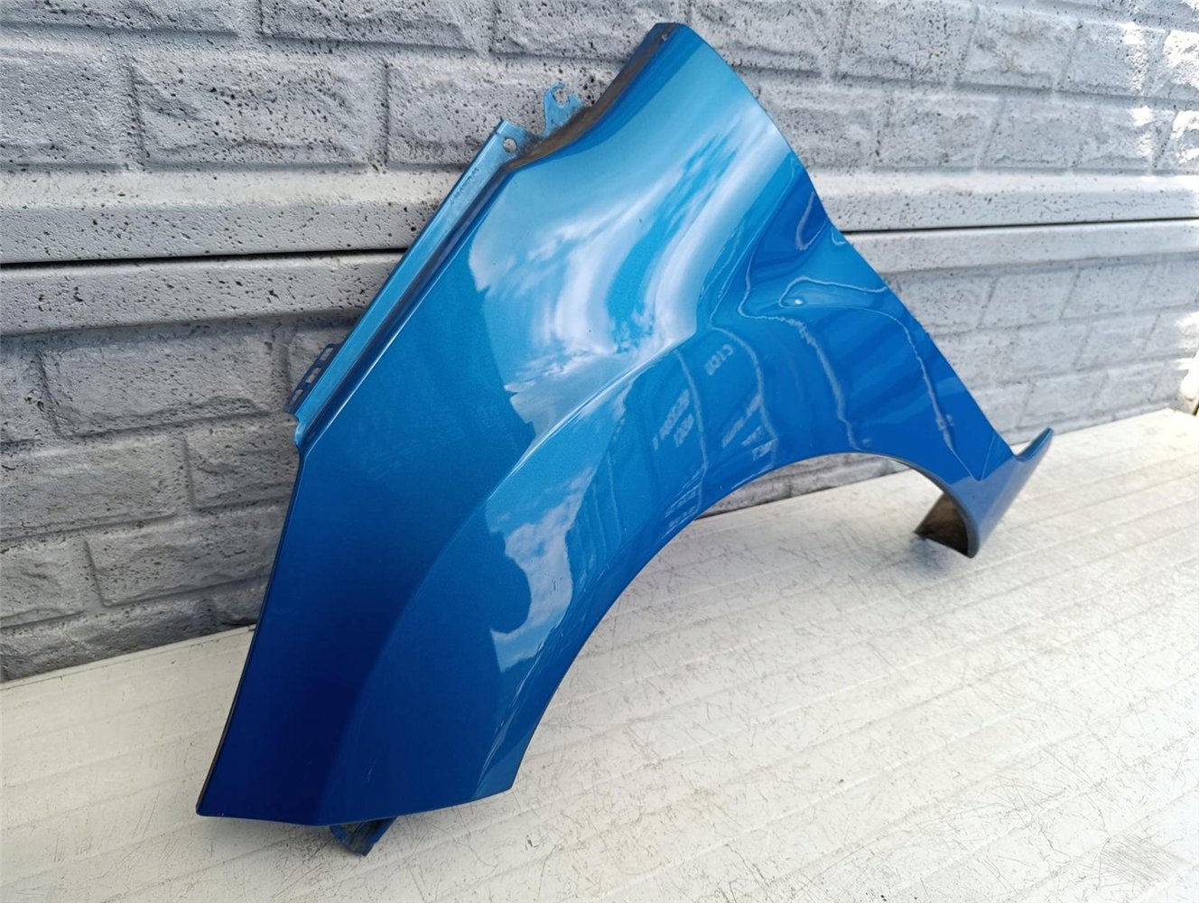 FORD FIESTA 2008-2017 MK7 BŁOTNIK LEWY PRZEDNI ORYGINAŁ (17582285867)
