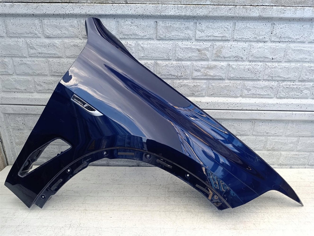 BMW X5 G05 2019-2025 BŁOTNIK PRZEDNI PRAWY ORYGINAŁ (17582315594)