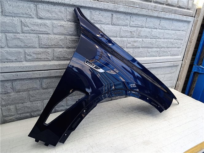 BMW X5 G05 2019-2025 BŁOTNIK PRZEDNI PRAWY ORYGINAŁ (17582315594)