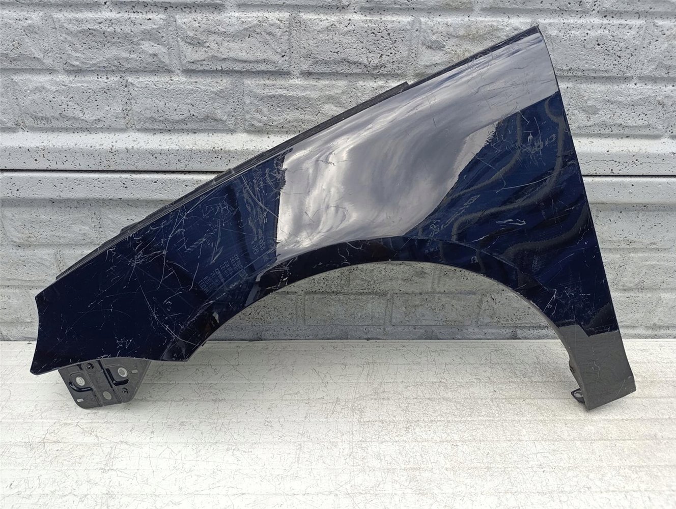 VW EOS 2006-2015 BŁOTNIK PRZEDNI LEWY ORYGINAŁ (17594761433)