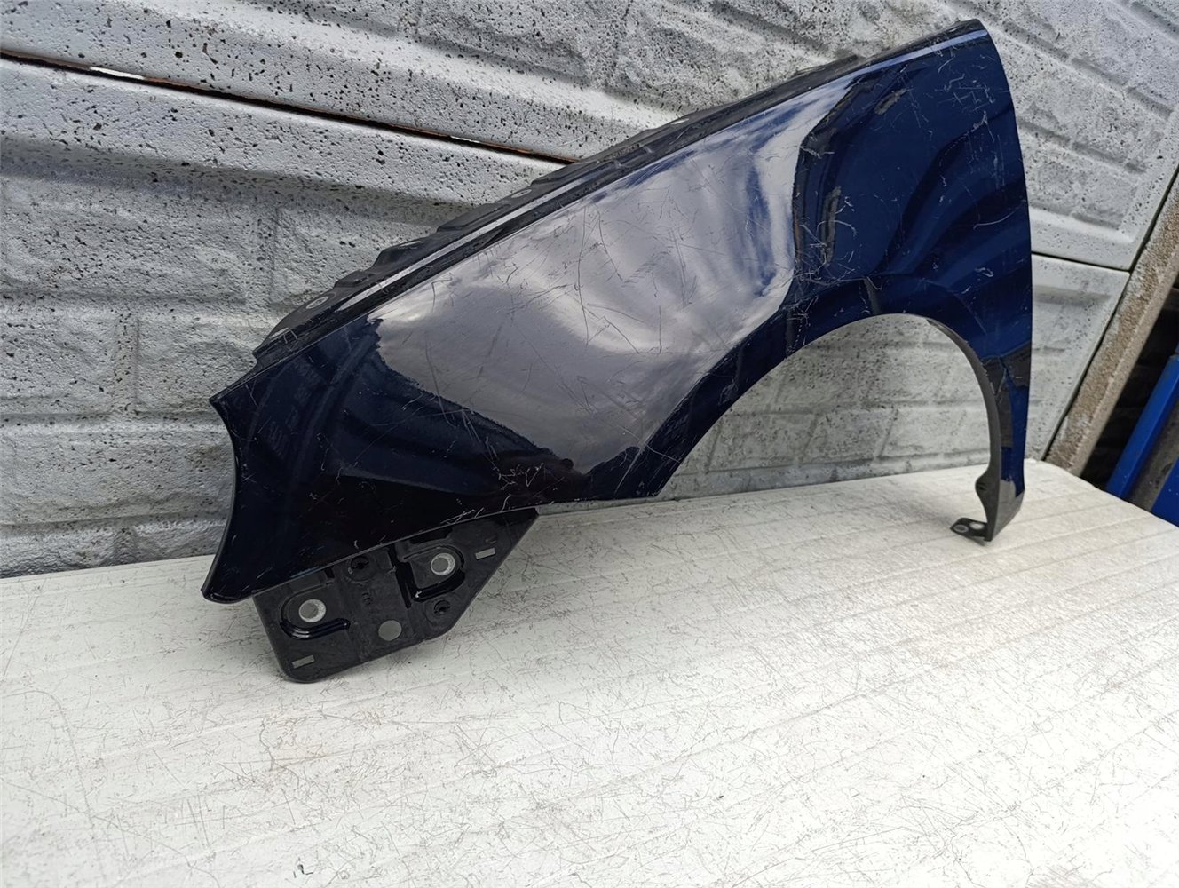 VW EOS 2006-2015 BŁOTNIK PRZEDNI LEWY ORYGINAŁ (17594761433)