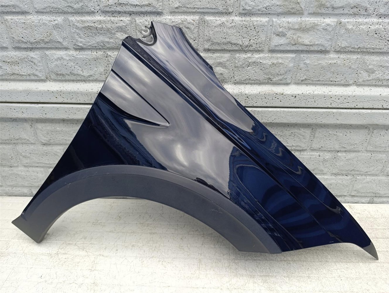 VW TAIGO BŁOTNIK PRAWY PRZEDNI ORYGINAŁ (17594802895)