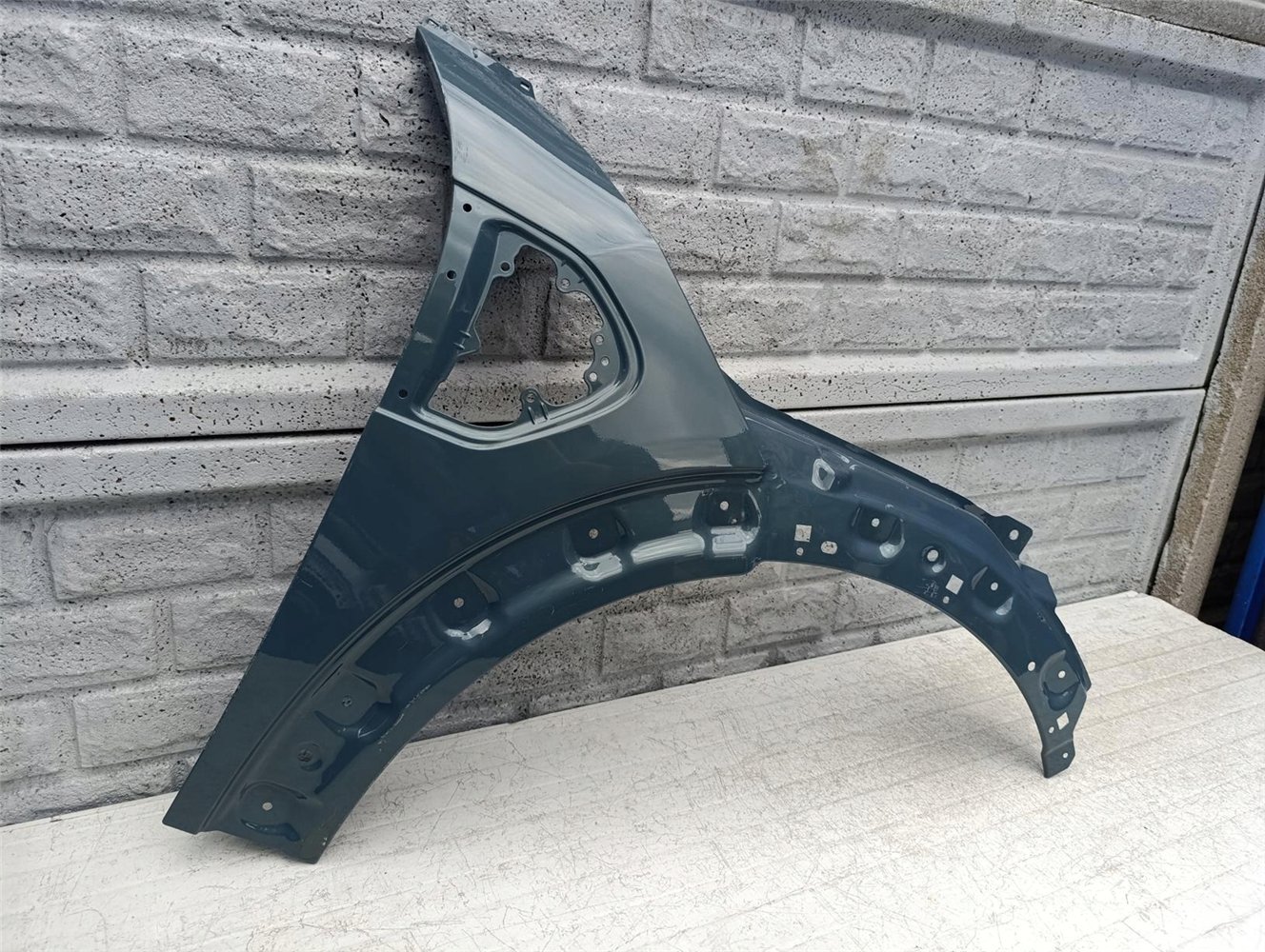 MINI COUNTRYMAN COOPER S F60 2017 - BŁOTNIK PRAWY PRZÓD ORYGINAŁ (17594832843)