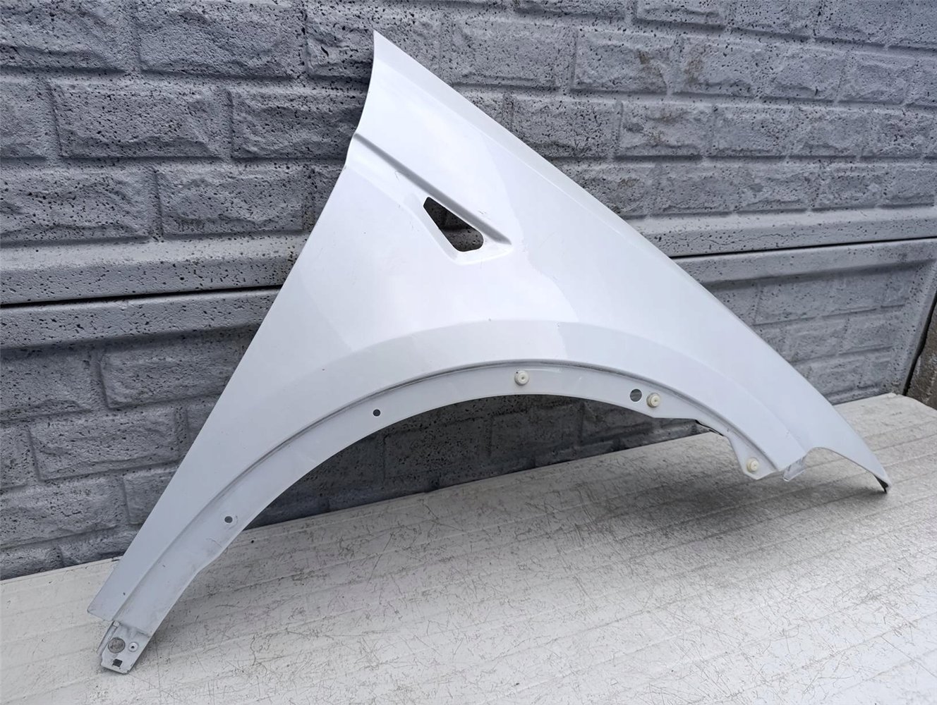 TESLA MODEL X BŁOTNIK PRAWY PRZEDNI ORYGINAŁ (17594844645)