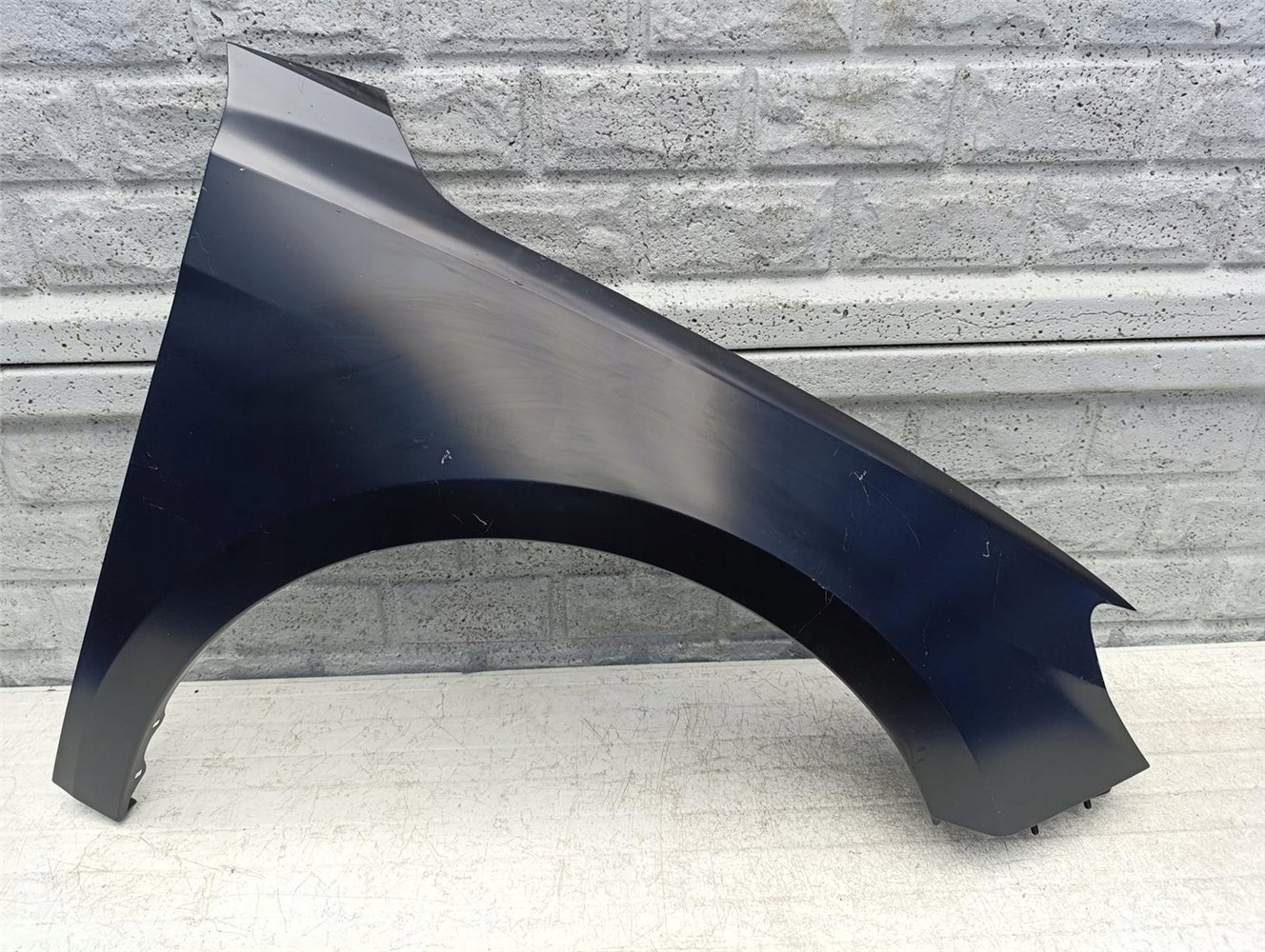 AUDI A1 82A 2019 - 2025 BŁOTNIK PRZEDNI PRAWY NOWY ORYGINAŁ (17594859130)