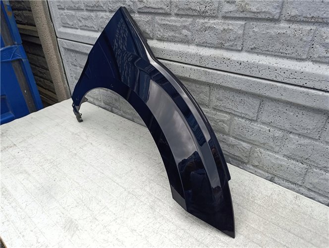 VOLVO EX30 2023- BŁOTNIK PRZEDNI PRAWY ORYGINAŁ (17594863649)