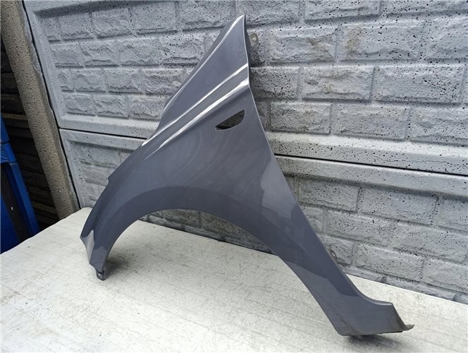 HYUNDAI I20 LIFT KIERUNEK BŁOTNIK PRZEDNI LEWY ORYGINAŁ (17594917811)