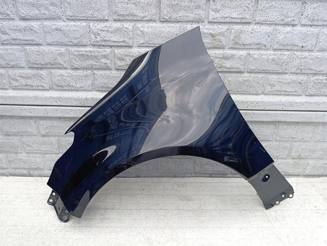 TOYOTA YARIS CROSS 4 IV GR BŁOTNIK LEWY ORYGINAŁ (17594968345)