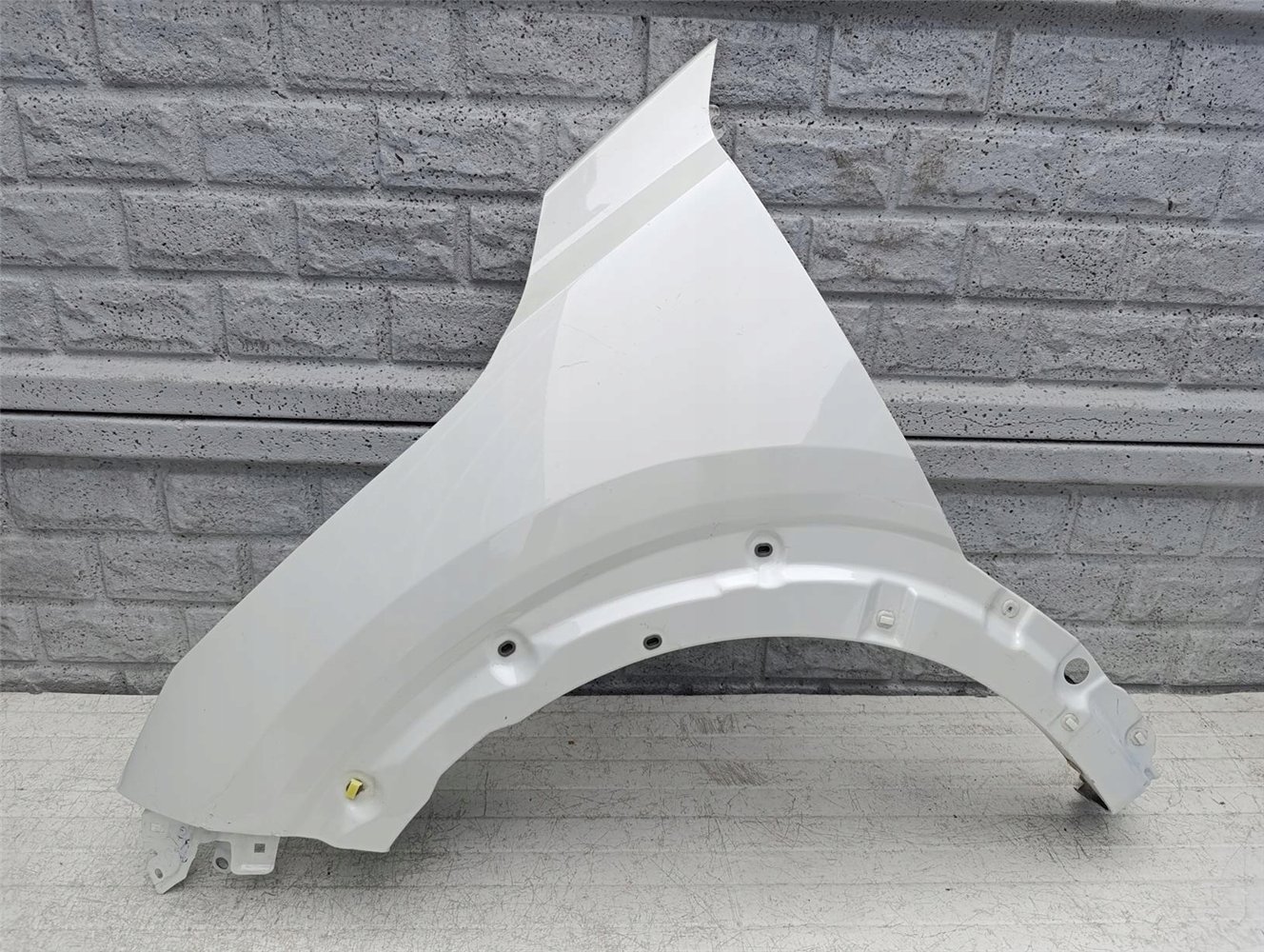 NISSAN JUKE II 2 F16 19-25 BŁOTNIK LEWY PRZEDNI ORYGINAŁ (17598723184)