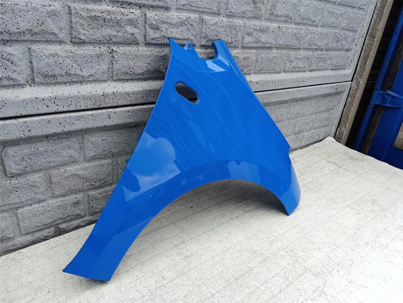 VW UP CITIGO SEAT MII 10-17 BŁOTNIK PRAWY PRZEDNI ORYGINAŁ (17598726047)