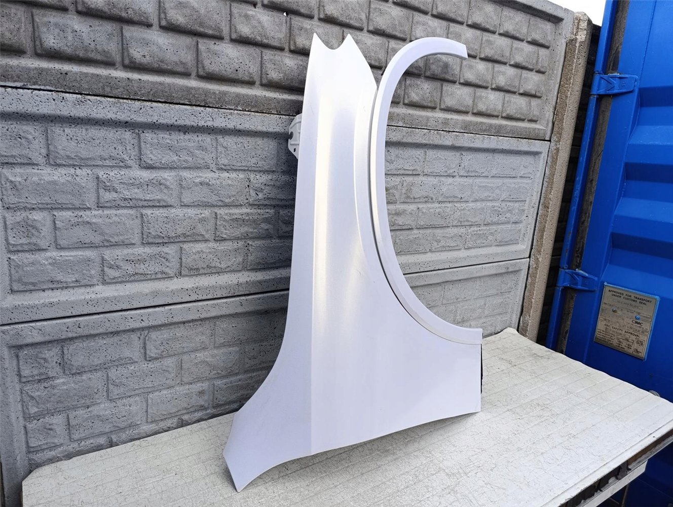 MERCEDES GLC W254 X254 BŁOTNIK PRAWY PRZEDNI ORYGINAŁ (17598764442)