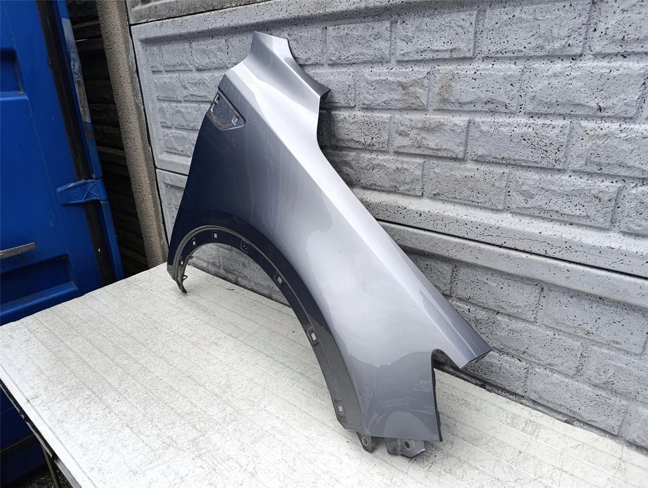 KIA SORENTO IV 2021-2025 BŁOTNIK PRAWY ORYGINAŁ (17598797239)