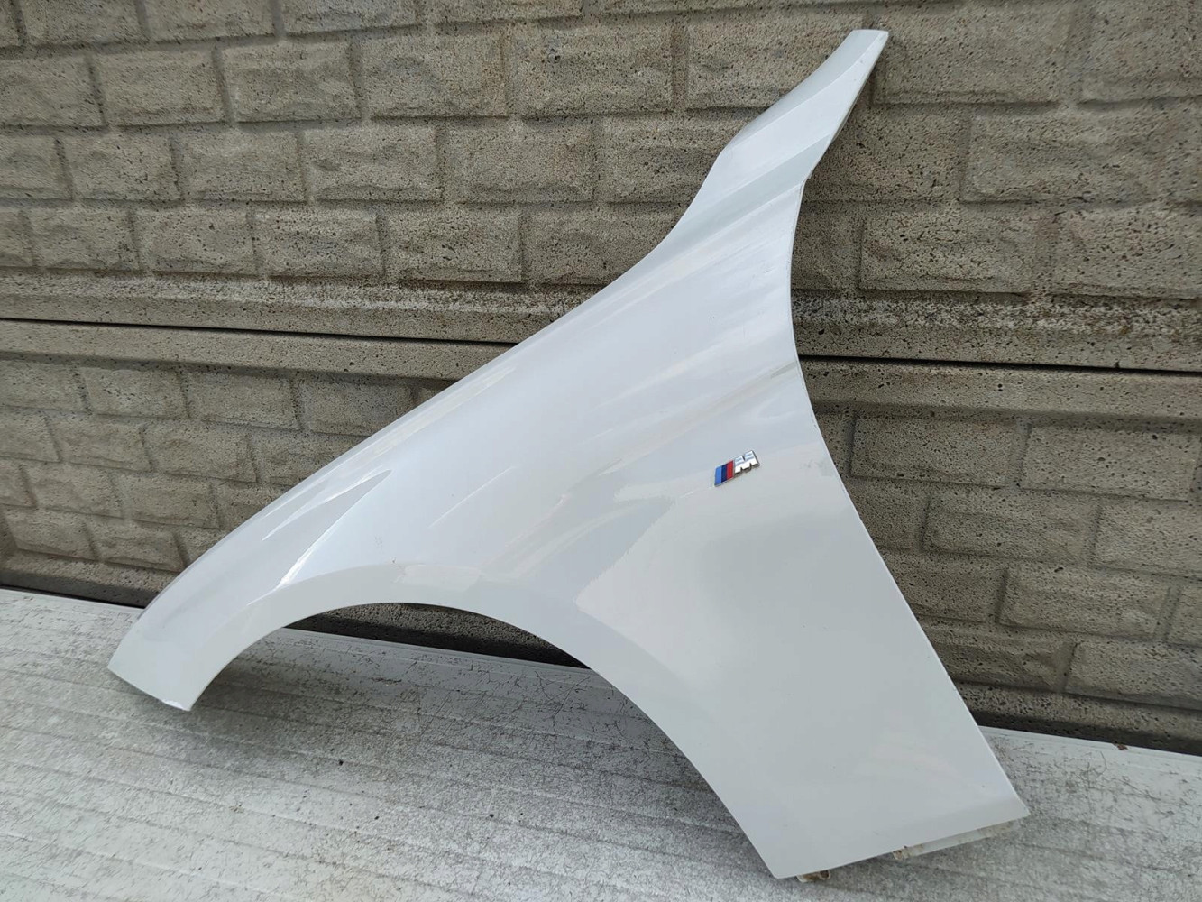 BMW 3 F30 F31 2012-2018 BŁOTNIK LEWY PRZEDNI - (12274531839)